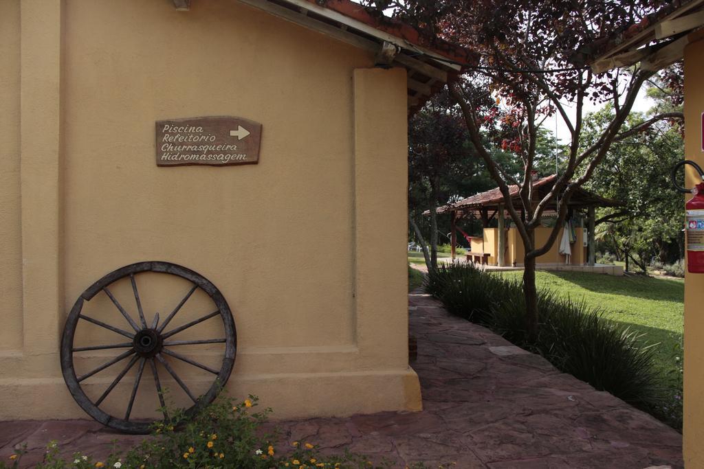 Hospedagem Fazenda Nova America Бротас Экстерьер фото